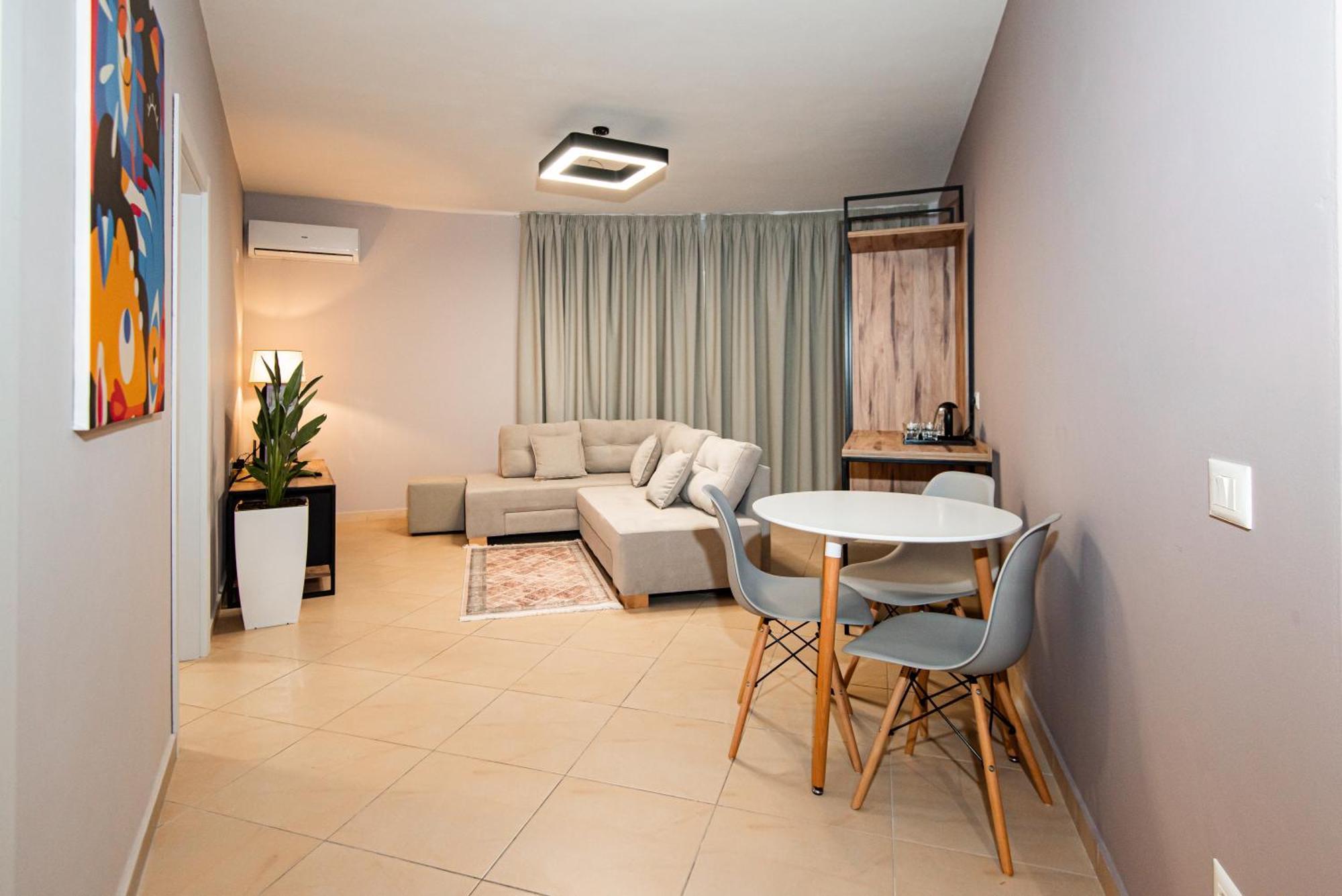 Aparthotel Eda Durrës Zewnętrze zdjęcie